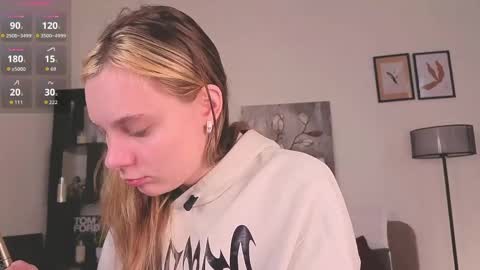 Snapshot of elizabethandersen chatting on May 2026 01:14:01 AM Elizabeth online show from May 2026 01:14:01 AM