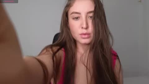 Snapshot of elizabethliones01 chatting on December 2024 11:03:01 PM instgram aly leiv17 ---- Im model-independent online show from December 2024 11:03:01 PM