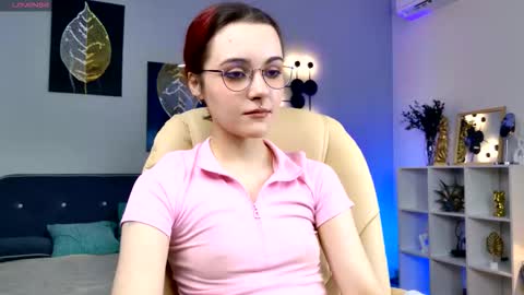 Elizabet online show from November 2025 09:52:02 PM