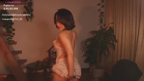 Snapshot of elizabethz chatting on June 2026 02:05:02 AM Tuli online show from June 2026 02:05:02 AM