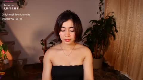 Snapshot of elizabethz chatting on June 2026 01:14:01 AM Tuli online show from June 2026 01:14:01 AM