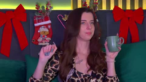 Snapshot of elizabetwilsoon chatting on January 2025 07:21:02 PM Elizabet online show from January 2025 07:21:02 PM