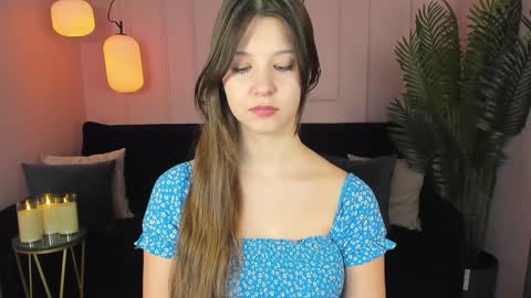 Snapshot of elizamild chatting on December 2024 11:44:01 AM Eliza online show from December 2024 11:44:01 AM