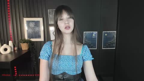 Snapshot of elizamild chatting on January 2025 07:40:01 PM Eliza online show from January 2025 07:40:01 PM