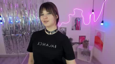 Snapshot of elizamild chatting on March 2025 04:42:02 PM Eliza online show from March 2025 04:42:02 PM