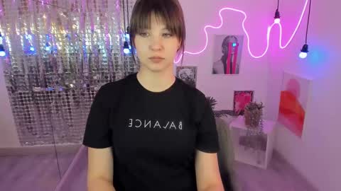 Snapshot of elizamild chatting on March 2025 07:45:02 PM Eliza online show from March 2025 07:45:02 PM