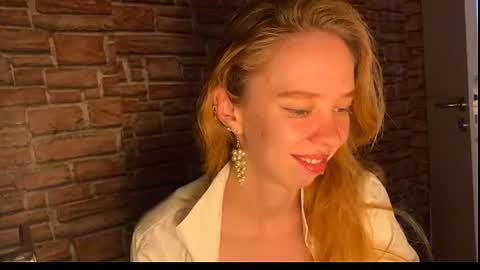 Snapshot of elizastorm chatting on July 2026 04:55:02 PM Eliza online show from July 2026 04:55:02 PM
