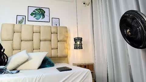 Eliza online show from October 2025 11:50:02 AM