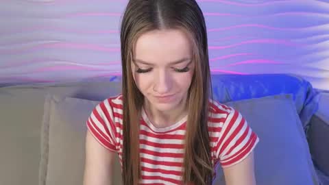 Snapshot of elizzza_ chatting on April 2026 05:21:02 AM elizzza_ online show from April 2026 05:21:02 AM