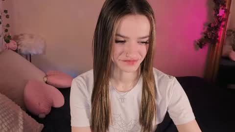 Snapshot of elizzza_ chatting on April 2026 05:33:01 AM elizzza_ online show from April 2026 05:33:01 AM