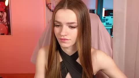Snapshot of elizzza_ chatting on May 2026 05:14:02 AM elizzza_ online show from May 2026 05:14:02 AM