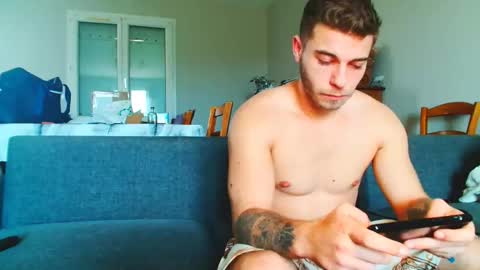 elkafit28 online show from April 2026 12:01:01 PM