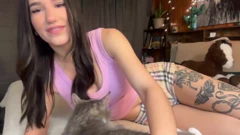 Ella online show from April 2026 12:22:02 PM