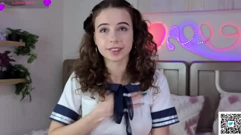 Snapshot of ella_desire chatting on April 2026 02:15:01 PM ella_desire online show from April 2026 02:15:01 PM