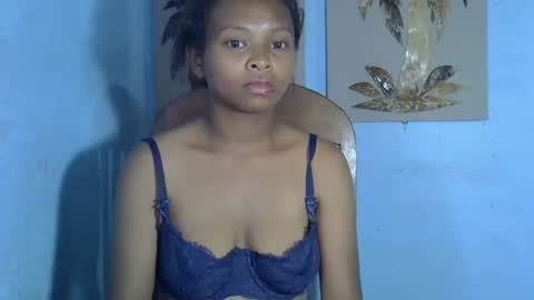 Snapshot of ella_kusih chatting on January 2026 10:32:01 AM Kusih online show from January 2026 10:32:01 AM