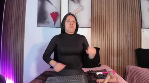 ella rouse online show from January 2026 11:59:02 AM