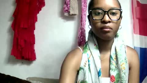 ellah245 online show from February 2026 12:25:02 AM