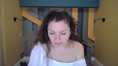 EllaLongs online show from December 2024 01:40:01 PM