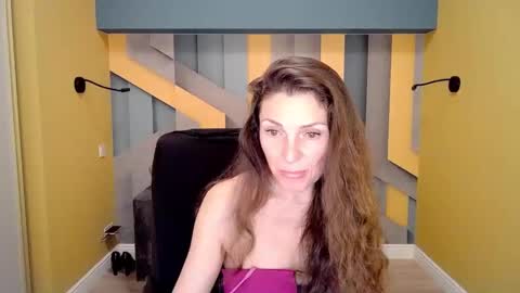 EllaLongs online show from February 2025 03:35:01 PM