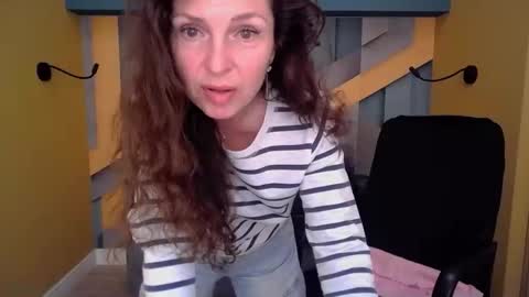 EllaLongs online show from April 2026 11:30:02 AM