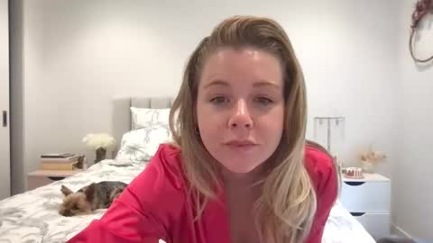 Snapshot of ellamae8 chatting on May 2026 08:13:02 PM Ella online show from May 2026 08:13:02 PM
