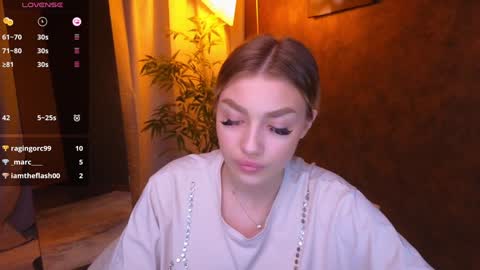 ellamilla online show from January 2025 11:47:02 AM