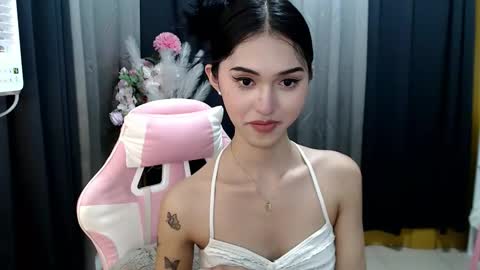 ELLA online show from April 2026 09:39:33 PM