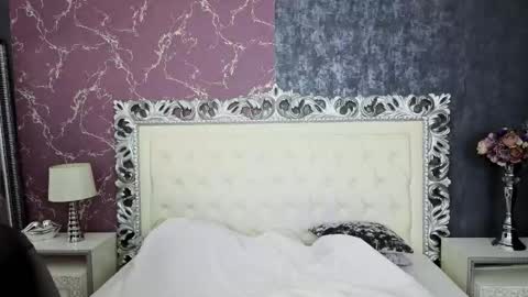 ellaxjane online show from October 2025 07:33:01 PM