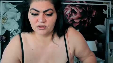 Snapshot of ellaxjane chatting on April 2026 05:32:01 AM ellaxjane online show from April 2026 05:32:01 AM