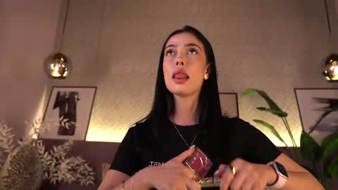 Snapshot of ellediane chatting on June 2026 12:13:01 AM Elle Diane online show from June 2026 12:13:01 AM