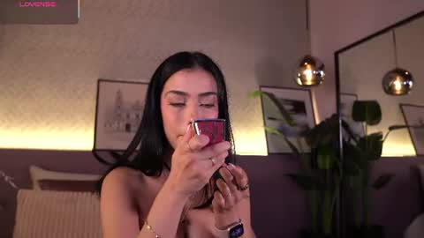 Snapshot of ellediane chatting on June 2026 09:31:02 PM Elle Diane online show from June 2026 09:31:02 PM
