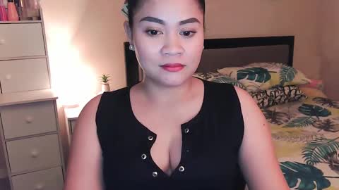 Snapshot of elleelle123 chatting on December 2024 05:09:02 AM Ann online show from December 2024 05:09:02 AM