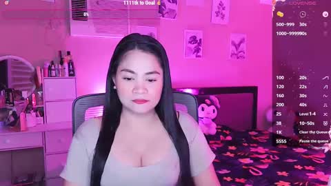 Snapshot of elleelle123 chatting on February 2025 02:17:02 AM Ann online show from February 2025 02:17:02 AM