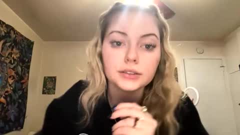 Snapshot of ellejess chatting on March 2026 06:44:02 PM ellejess online show from March 2026 06:44:02 PM