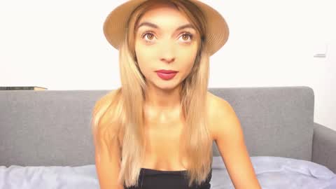 ellen_flow online show from January 2025 07:29:01 AM