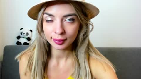 Snapshot of ellen_flow chatting on July 2026 09:03:02 PM ellen_flow online show from July 2026 09:03:02 PM