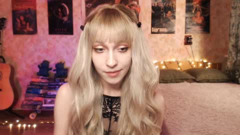 ellie_friendly online show from January 2025 03:26:01 AM