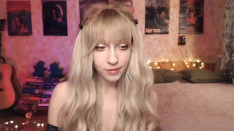 ellie_friendly online show from January 2025 11:10:02 PM