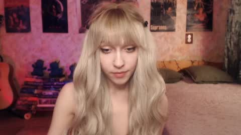 ellie_friendly online show from January 2025 12:18:01 PM