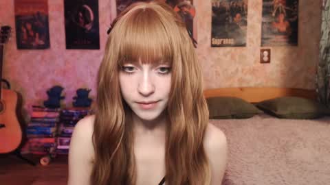 ellie_friendly online show from October 2025 11:26:02 PM