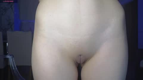 Snapshot of ellie_kimi chatting on May 2026 10:11:02 AM Ellie online show from May 2026 10:11:02 AM