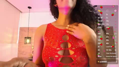 Snapshot of elliee_alves chatting on April 2026 05:17:02 PM elliee_alves online show from April 2026 05:17:02 PM
