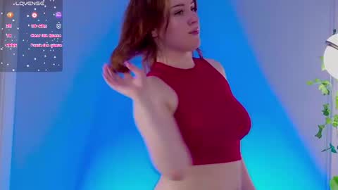 elliegarson__ online show from July 2026 05:05:02 PM