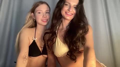 Snapshot of elliemore chatting on November 2025 07:13:01 PM Elizabeth or you can call me Ellie online show from November 2025 07:13:01 PM