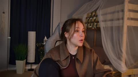 Elin online show from May 2026 06:53:02 AM