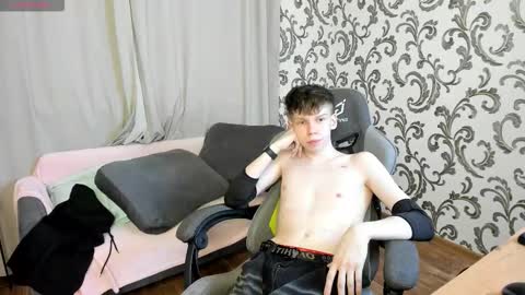 Snapshot of elliot_mars_ chatting on October 2025 05:24:02 PM elliot_mars_ online show from October 2025 05:24:02 PM