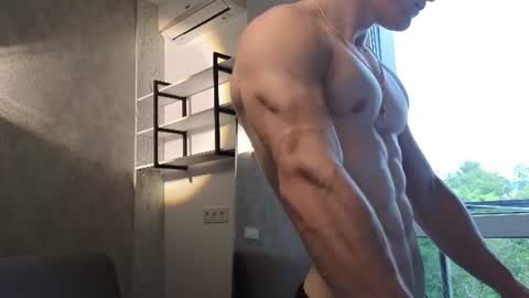 elliot_muscle04 online show from June 2026 03:40:01 PM