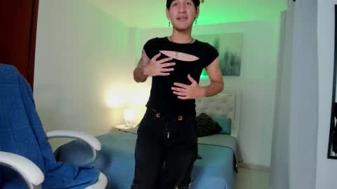 Elliot online show from January 2026 11:51:02 PM