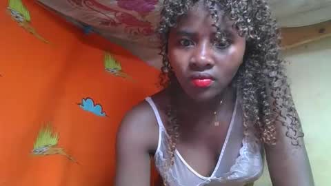 Snapshot of ellodi chatting on June 2026 12:57:02 AM Ellodi online show from June 2026 12:57:02 AM
