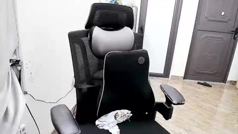 ellsa9x online show from April 2026 05:35:02 AM